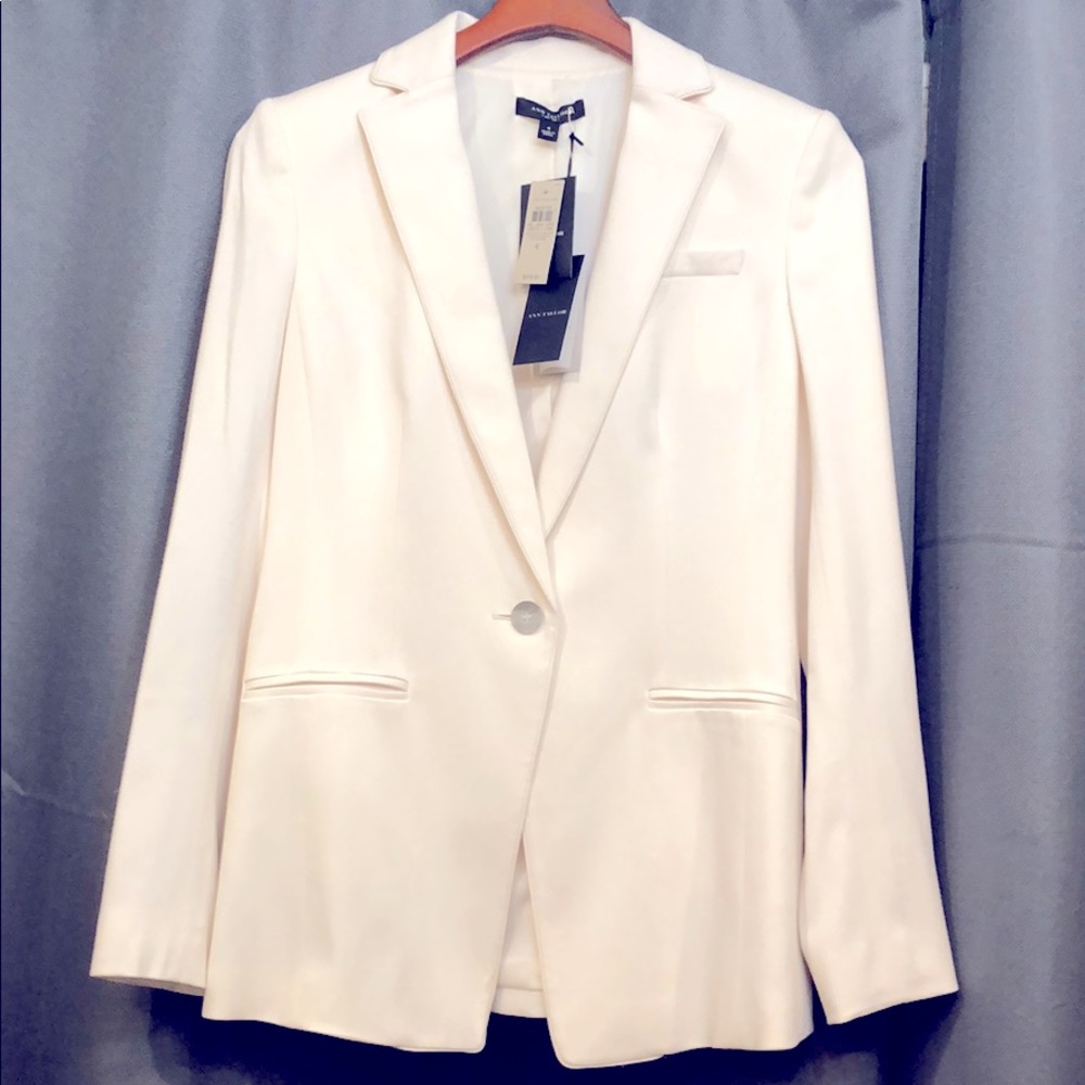 New Ann Taylor Cream Blazer, Size 4
